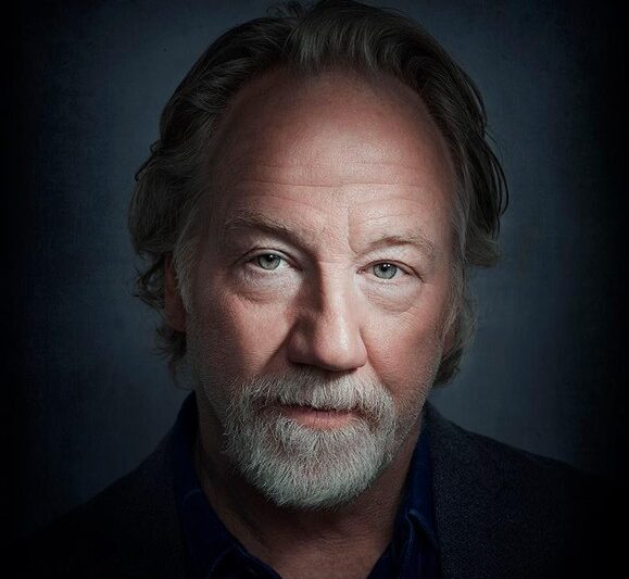 “Actor and Director Timothy Busfield Faces Child Sex Abuse Charges in New Mexico”