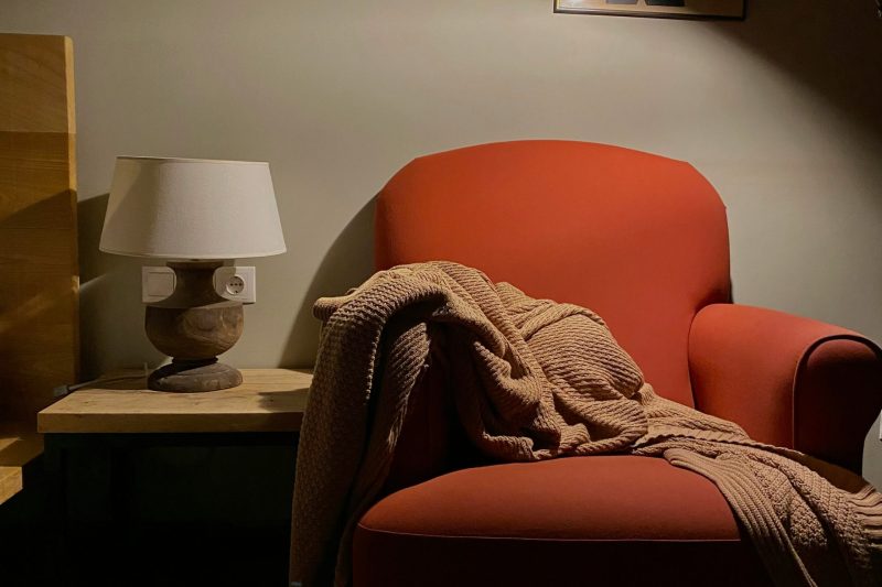 Ideas for a Cozy Reading Nook in Your Living Room